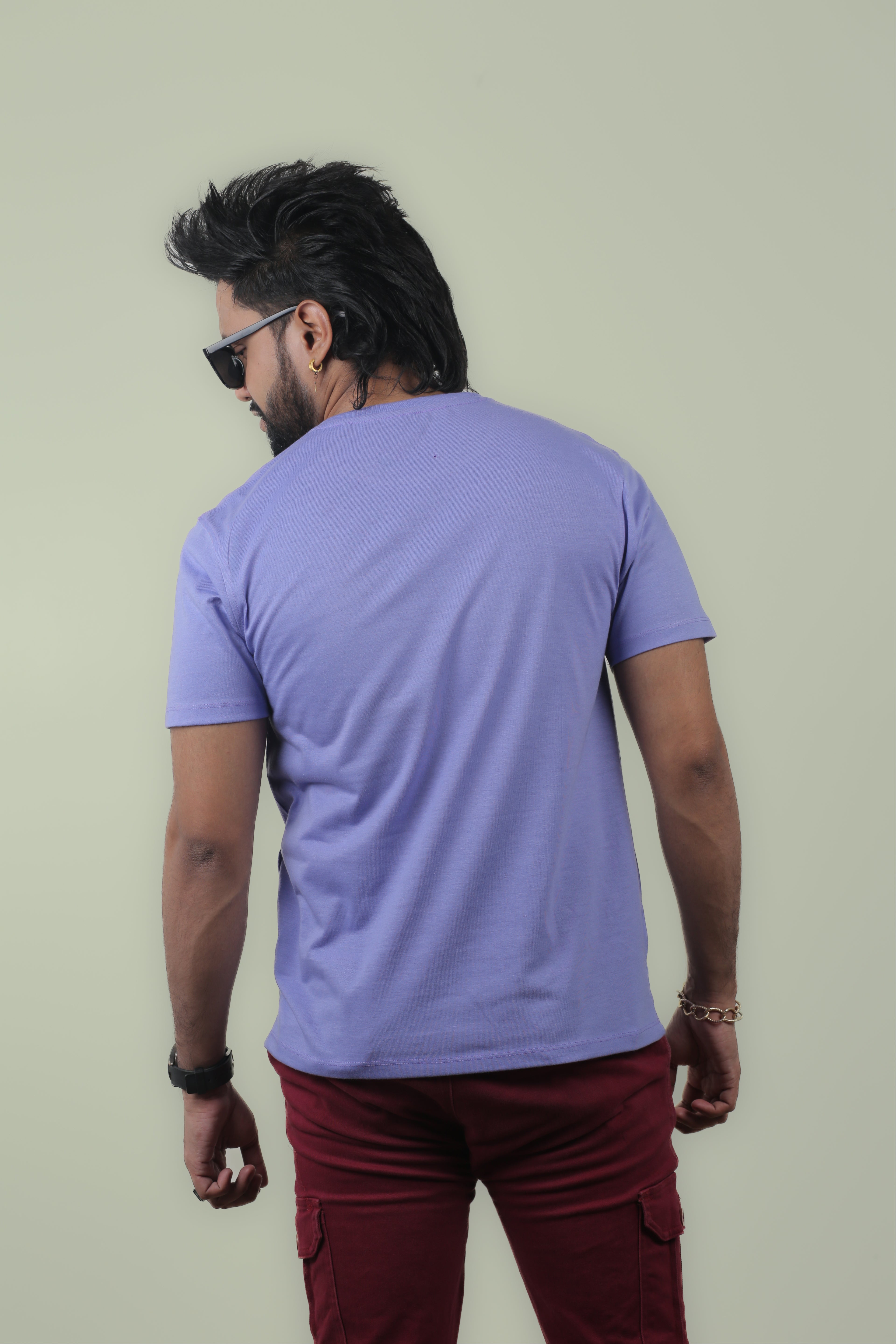 Gents with Plant tee