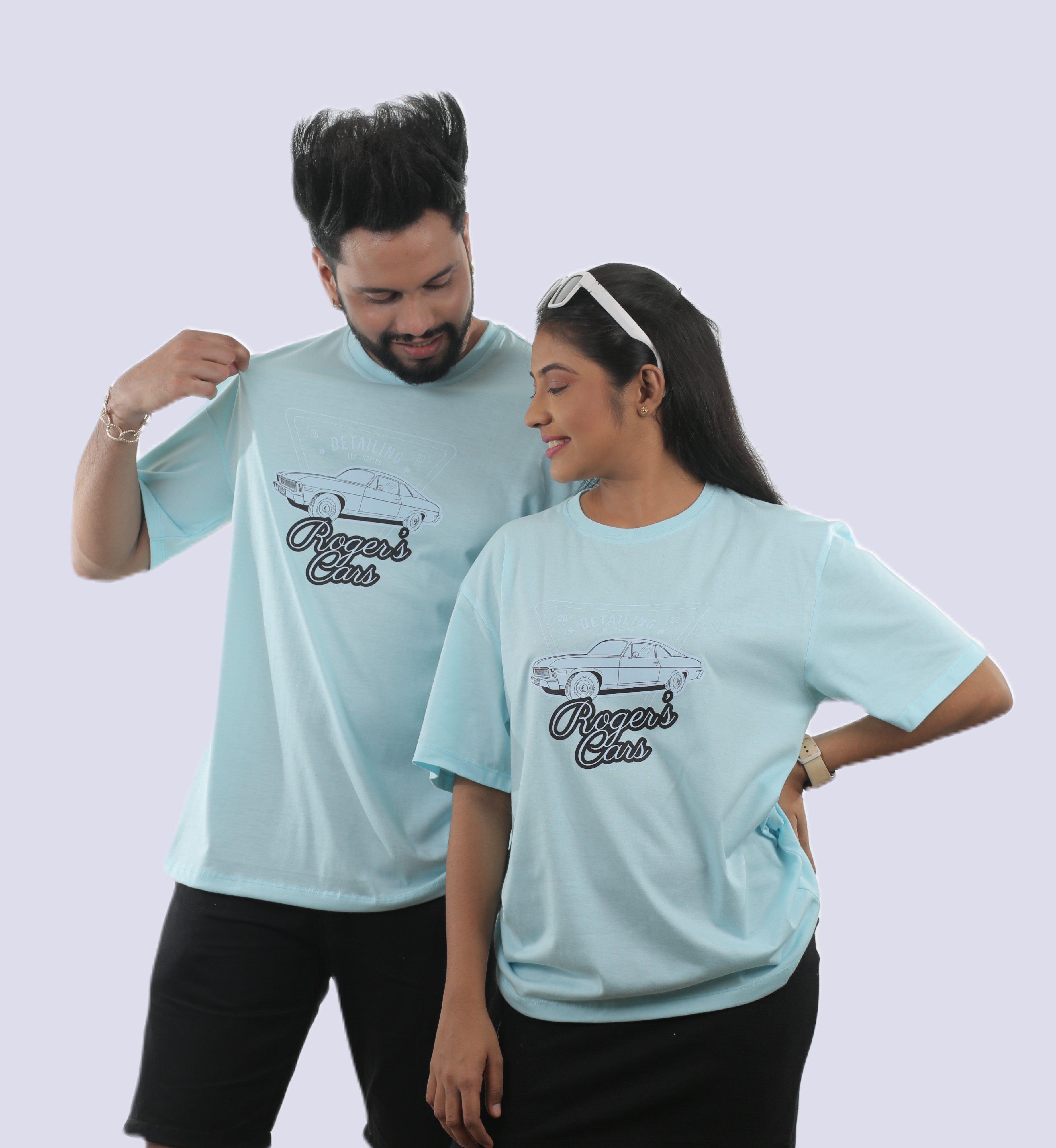 Roger’s Car Unisex Oversized Tee