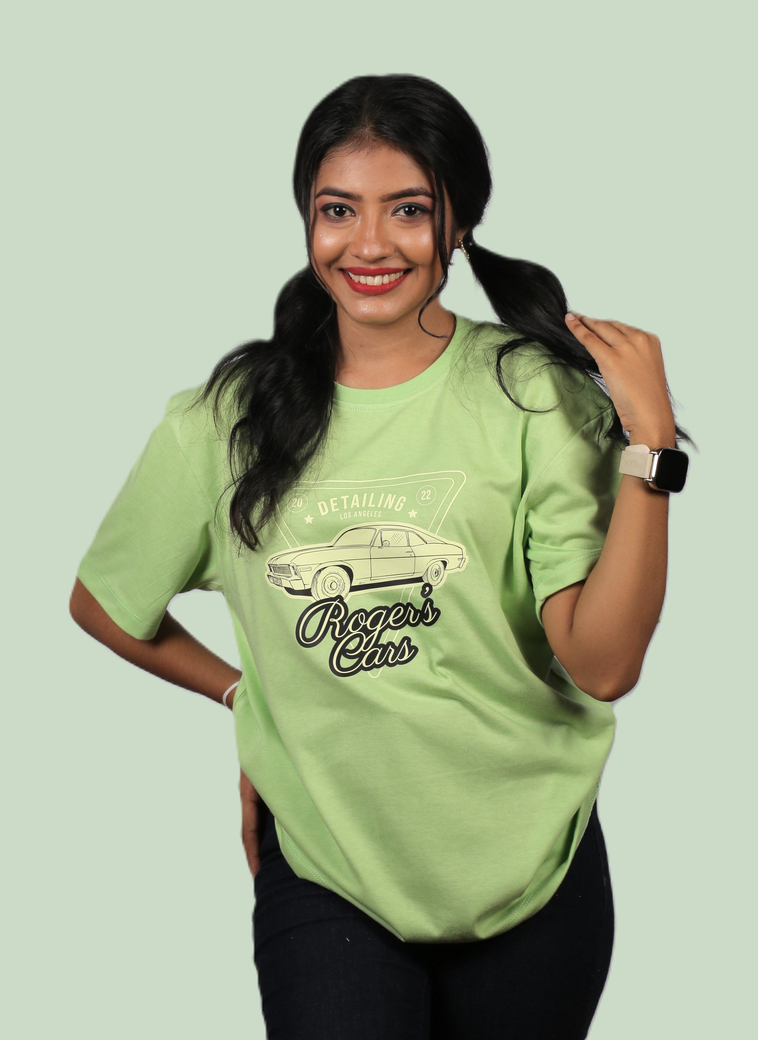 Roger’s Car Unisex Oversized Tee