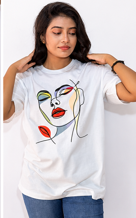 Fashion-forward portraits with bold Unisex Oversize graphic tee