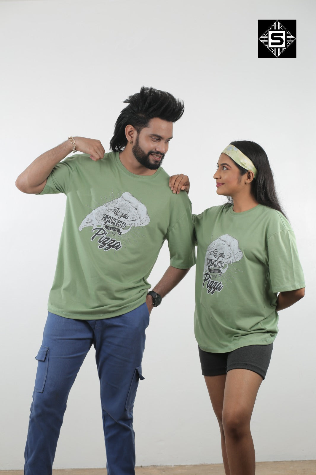 Love with Pizza Unisex Oversize Tee